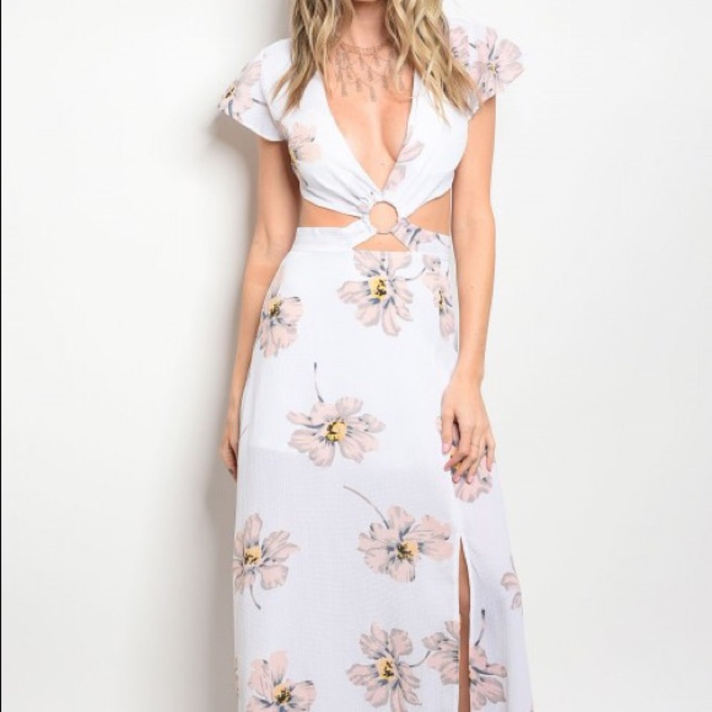 *CLEARANCE* Isabella Halter Floral Maxi - Picture 2 of 8